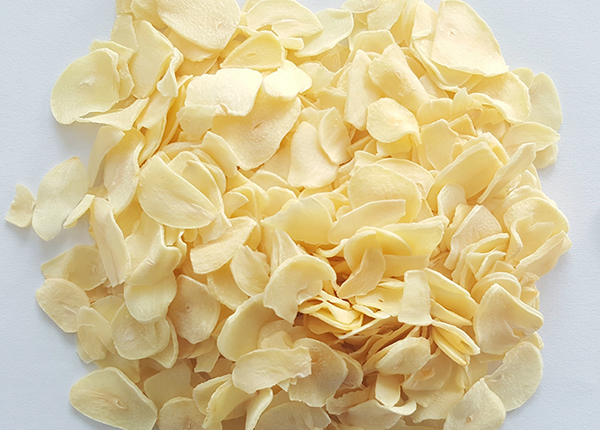 garlic flakes