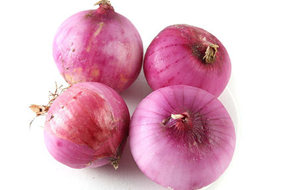 fresh red onion