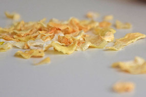 dehydrated dried diced yellow white onion granules flakes slices powder